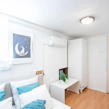- Cozy - Easy-going Budapest